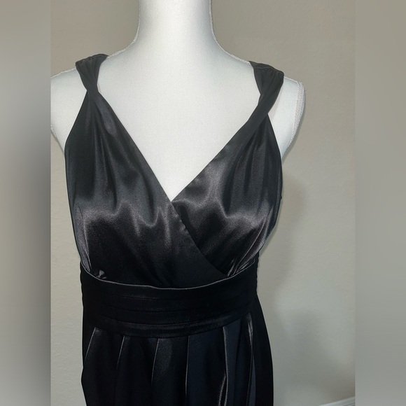 London Times Black Satin Cocktail Dress - Picture 8 of 11